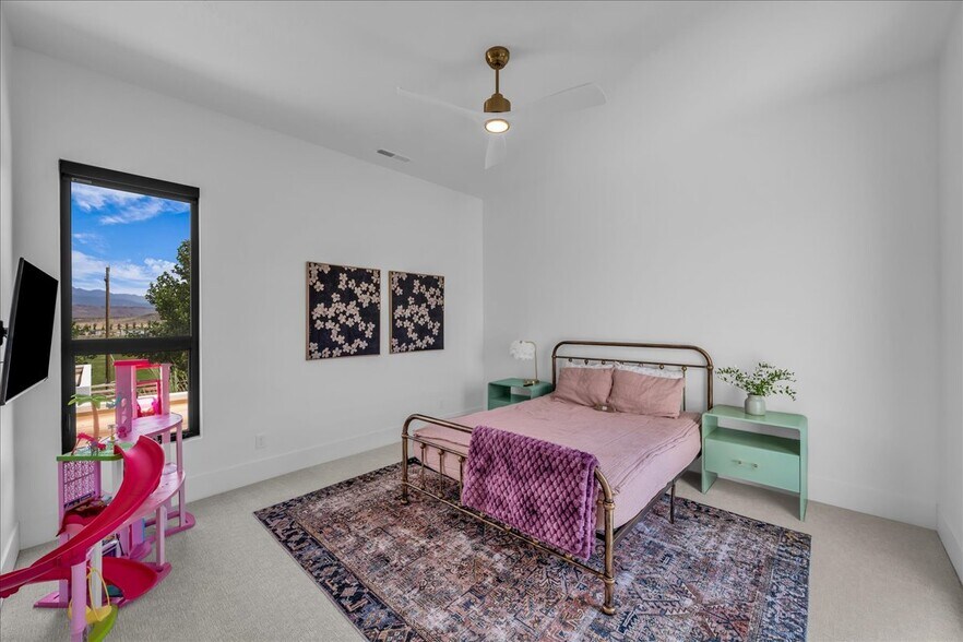 More Photos Of 3366 W 2100 S, Hurricane Multifamily For Sale