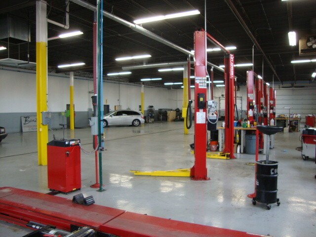 More Photos Of 555 E Plainfield Rd, Countryside Service For Sale