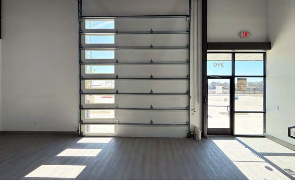 More Photos Of 15893 Ronald W Reagan Blvd, Leander Light Distribution For Lease