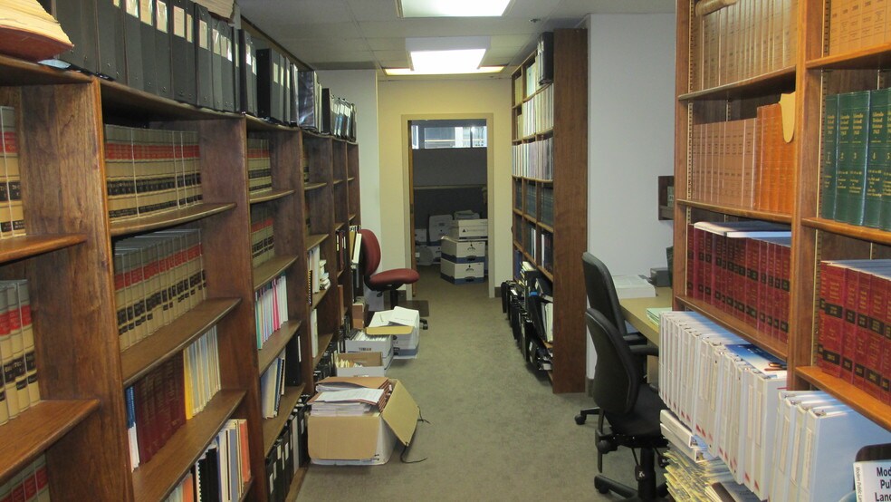 More Photos Of 1002 Walnut St, Boulder Office For Sale