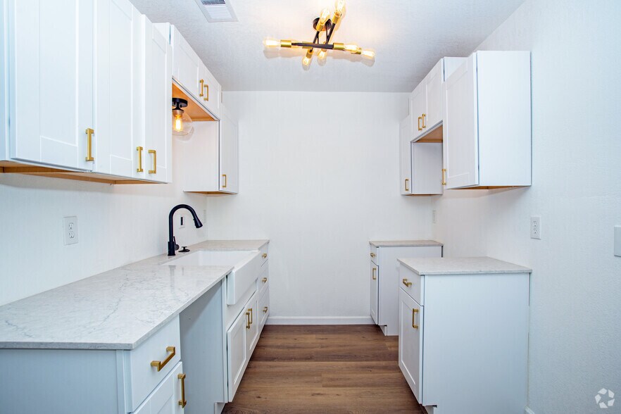 More Photos Of 2703-2707 Windswept Cv, Austin Apartments For Sale