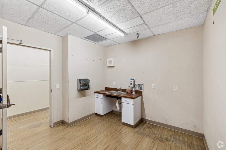 Photo of 1st Floor Ste 22950