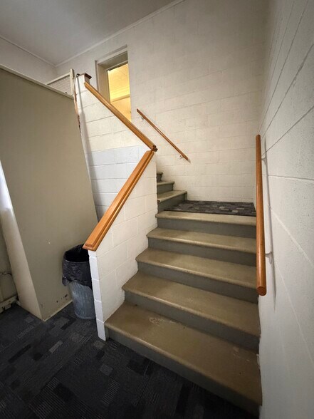 More Photos Of 204 Senter Ave, Omaha Lodge Meeting Hall For Sale