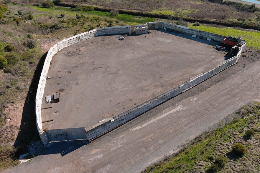 Primary Photo Of 5 Beatty Ave ave, Brisbane Land For Lease