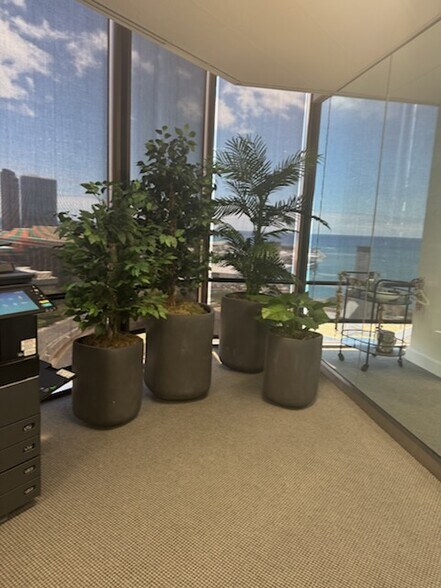 More Photos Of 733 Bishop St, Honolulu Office For Lease