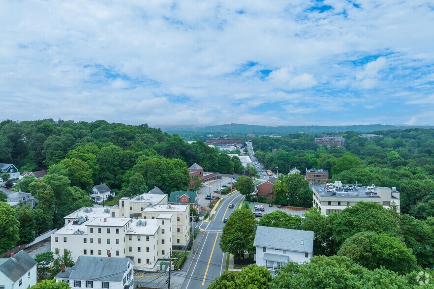 More Photos Of 38 Montvale Ave, Stoneham Office For Lease