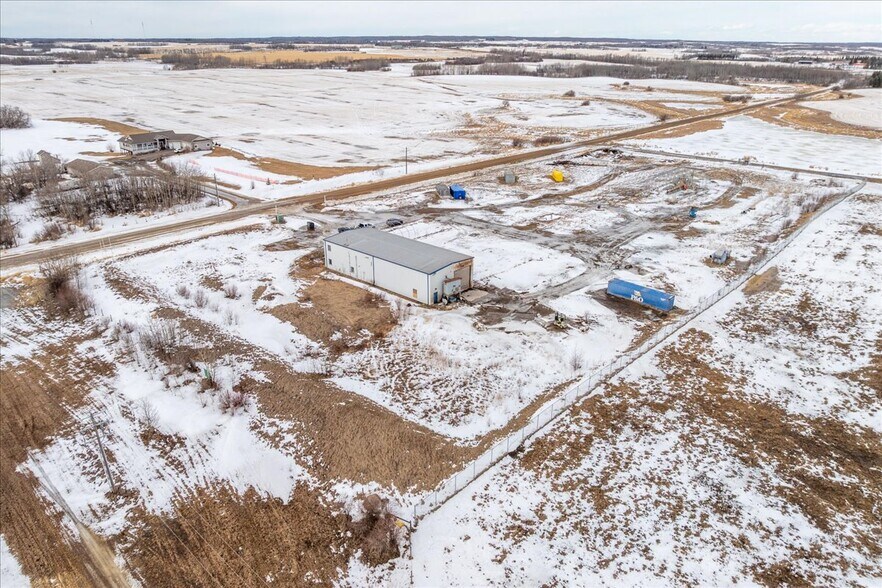 More Photos Of 51001 Range 192 rd, Tofield Industrial For Sale