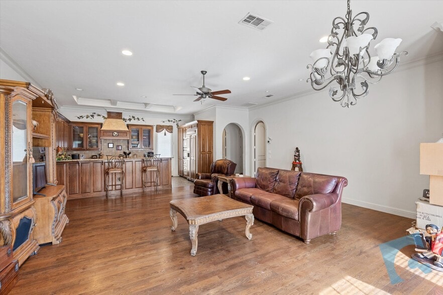 More Photos Of 5316 Bransford Rd, Colleyville Office For Sale