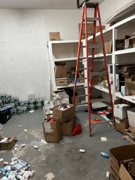 More Photos Of 4510 5th Ave, Brooklyn Storefront Retail Residential For Lease