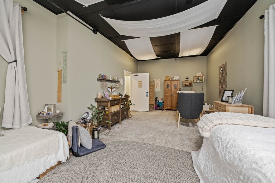 More Photos Of 250 Gorham St, Canandaigua Office For Sale