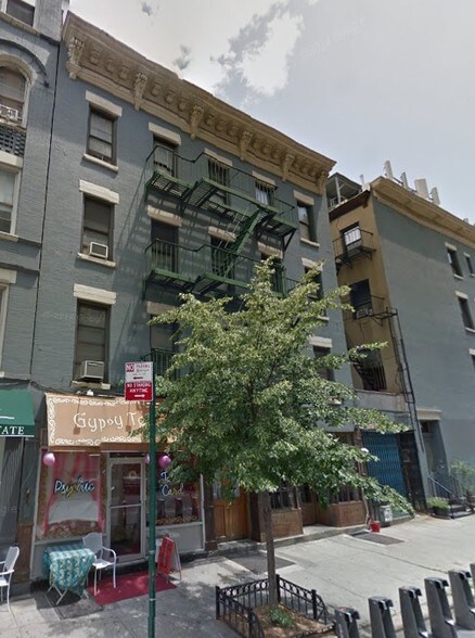 Primary Photo Of 203 W 20th St, New York Apartments For Lease
