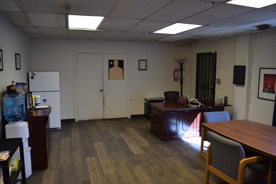 More Photos Of 375 Yuma St, Denver Warehouse For Sale