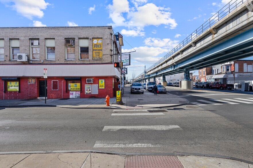 More Photos Of 5300-5302 Market St, Philadelphia Bar For Sale