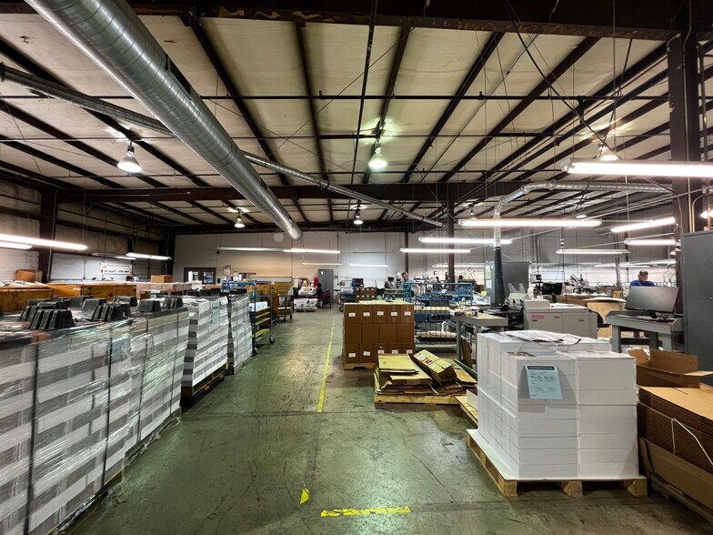 More Photos Of 201 Whitsett Rd, Nashville Warehouse For Lease