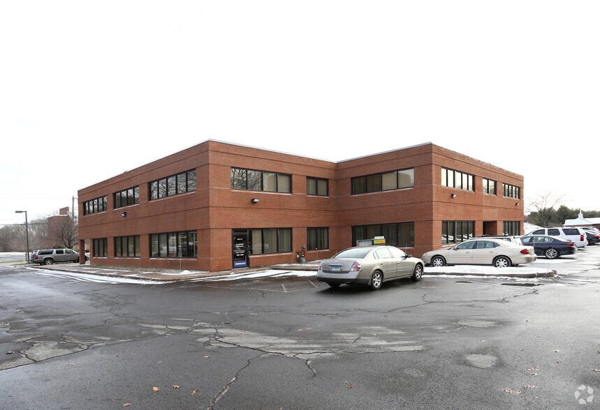 More Photos Of 1157 Highland Ave, Cheshire Medical For Lease