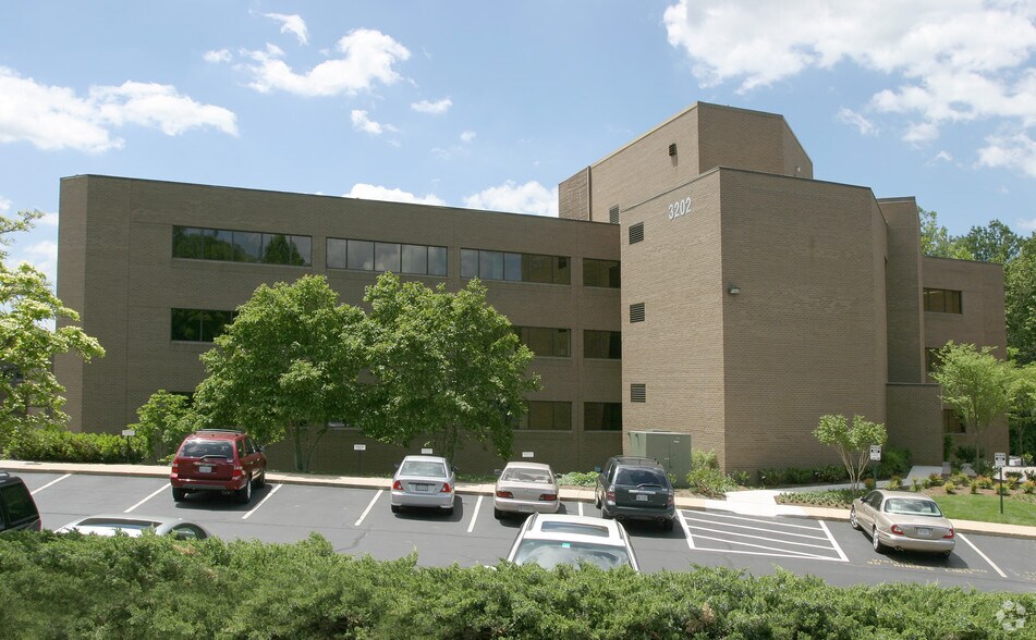 More Photos Of 3202 Tower Oaks Blvd, Rockville Medical For Sale