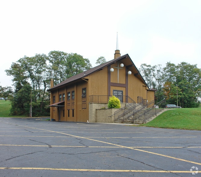 More Photos Of 157 Wadsworth Rd, Wadsworth Religious Facility For Sale