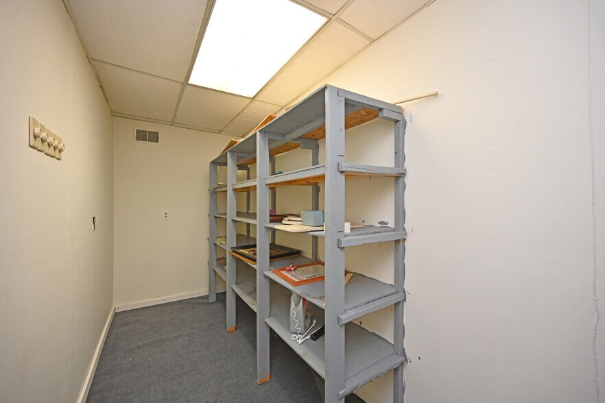 More Photos Of 1810 North Blvd, Fairborn Lodge Meeting Hall For Sale