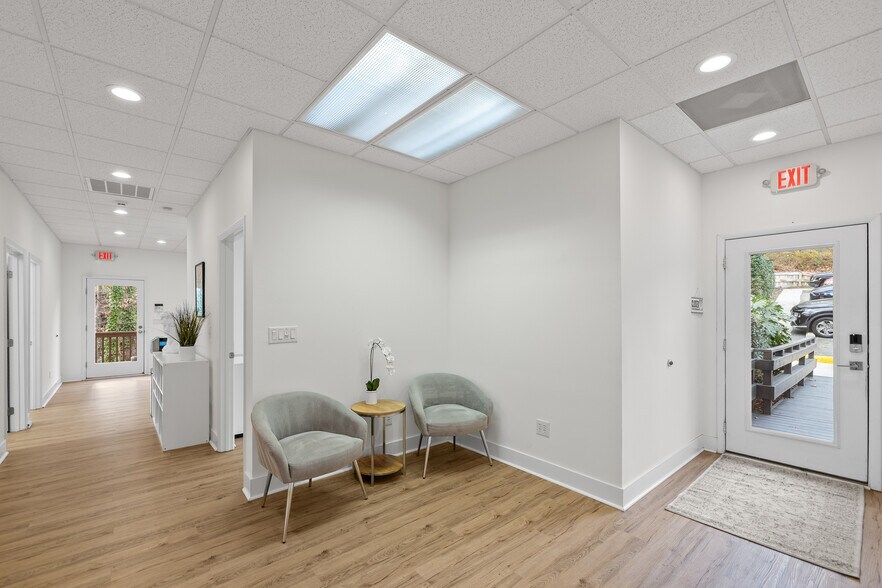 More Photos Of 3950 Blue Ridge Rd, Raleigh Medical For Sale