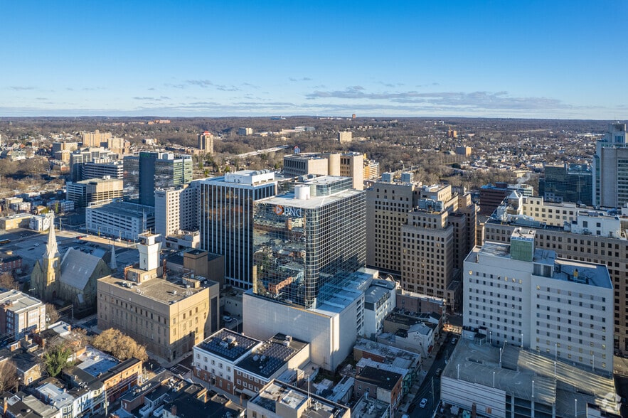 More Photos Of 222 Delaware Ave, Wilmington Office For Lease