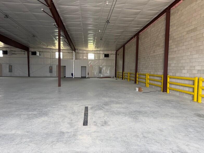 More Photos Of 12517-12531 Harvey Dr, New Lenox Industrial For Lease