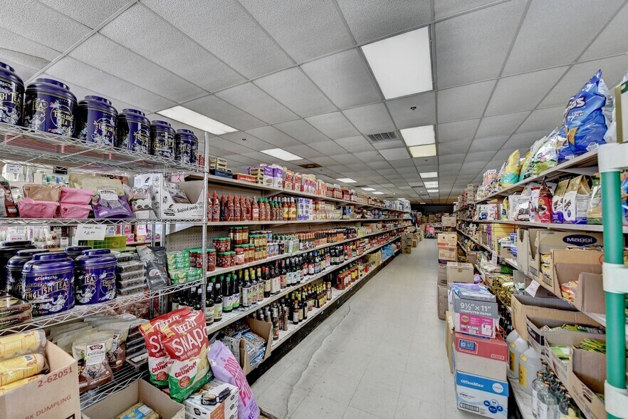 More Photos Of 2774 E Ponce De Leon Ave, Decatur Freestanding For Sale