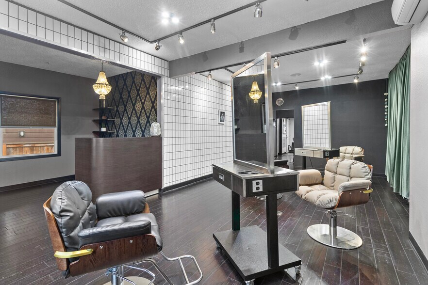More Photos Of 5130 N Lombard St, Portland Freestanding For Sale