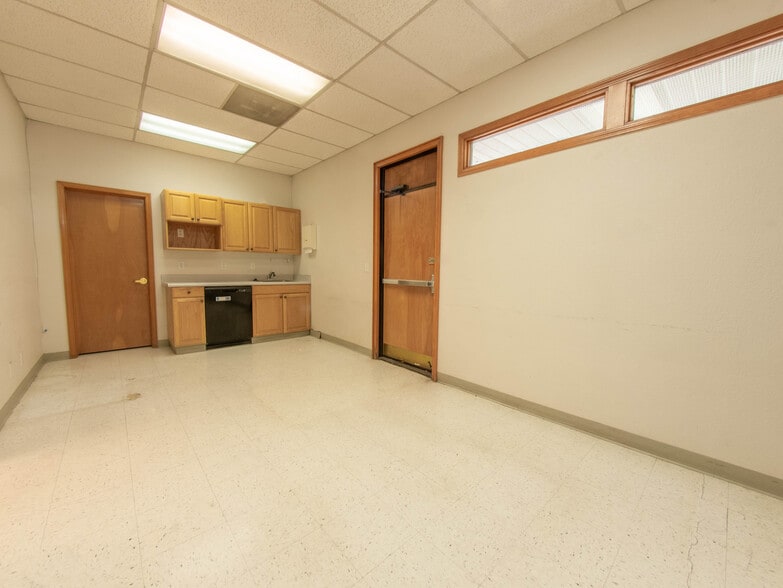 More Photos Of 1515 E Cedar Ave, Flagstaff Office For Lease