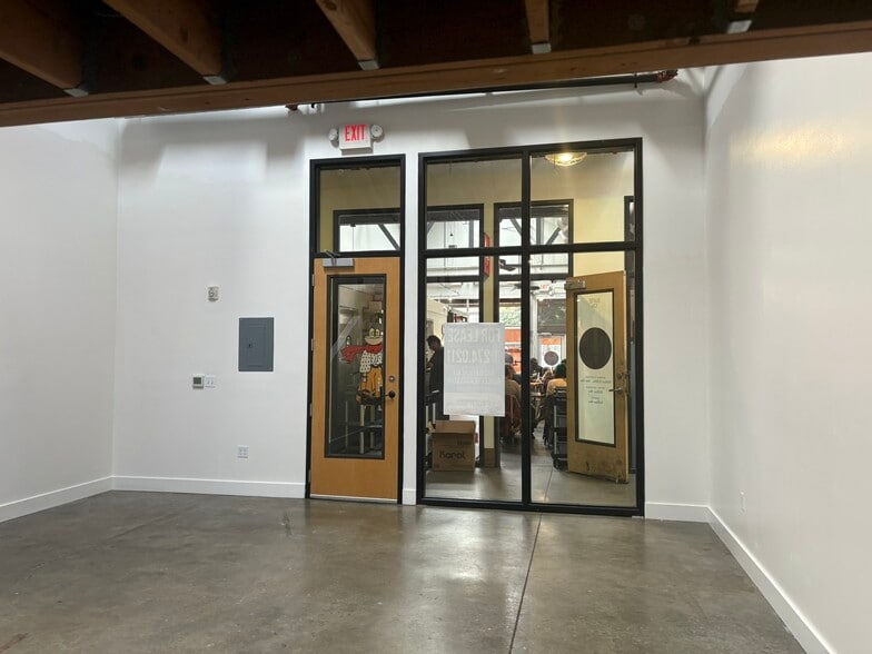 More Photos Of 3808 N Williams Ave, Portland Storefront For Lease