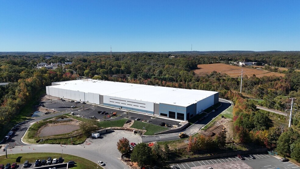 More Photos Of 1300 Business Center Way, Edgewood Warehouse For Lease