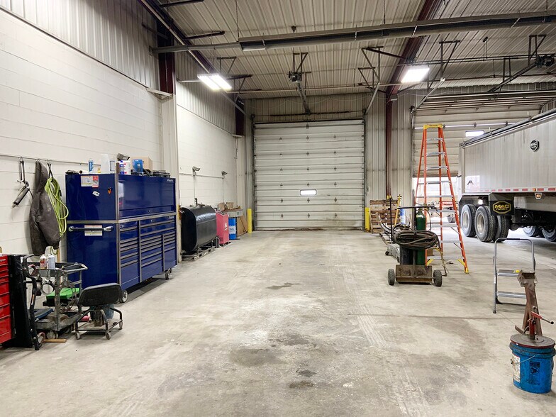 More Photos Of 2959 S US 23, Alvada Light Distribution For Lease