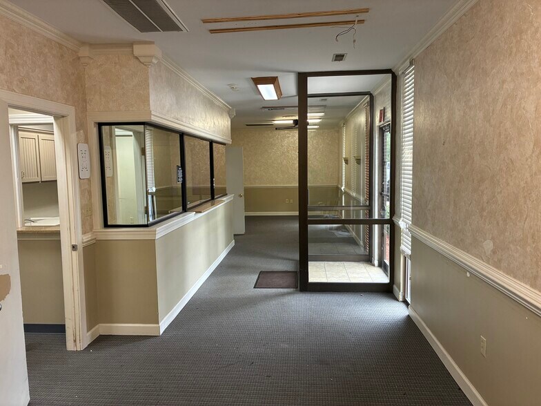 More Photos Of 1134 N Road St, Elizabeth City Medical For Lease