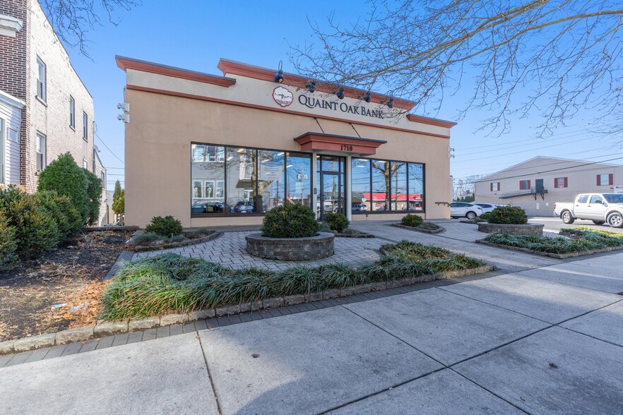 More Photos Of 1710 Union Blvd, Allentown Bank For Sale