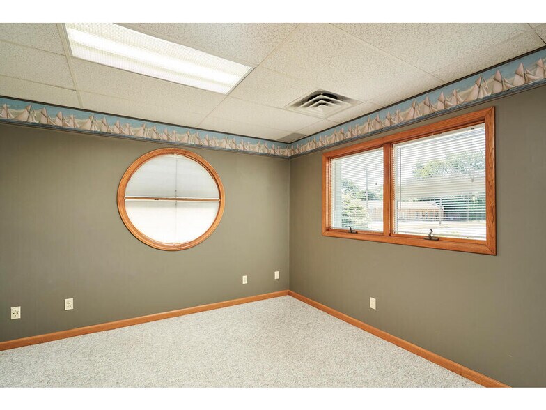 More Photos Of 727 Graham Rd, Cuyahoga Falls Medical For Sale