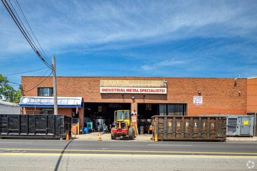 More Photos Of 483-495 Frelinghuysen Ave, Newark Warehouse For Lease