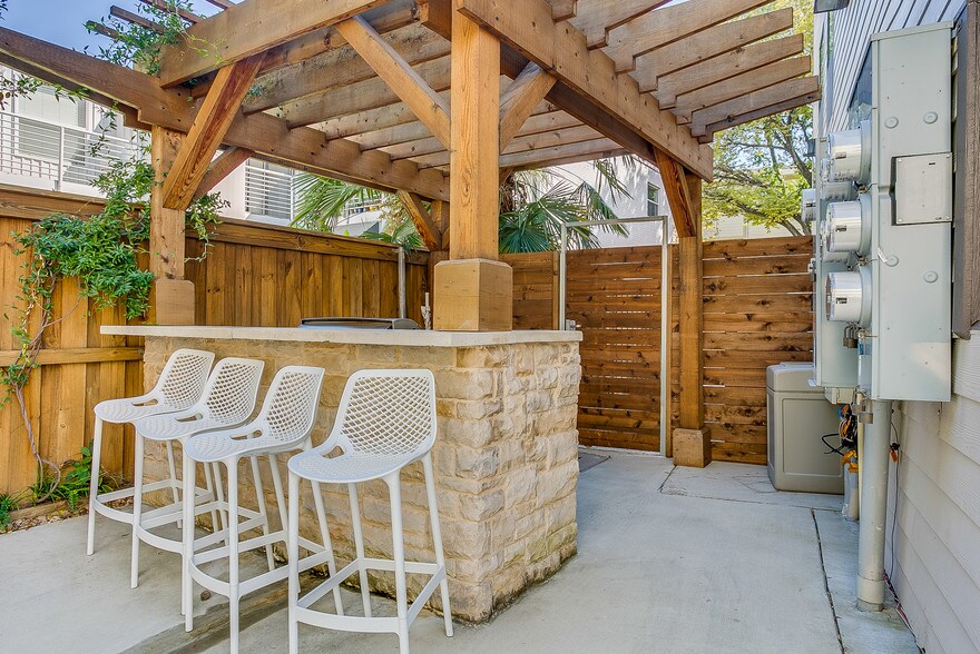 More Photos Of 4950 Cedar Springs Rd, Dallas Apartments For Sale