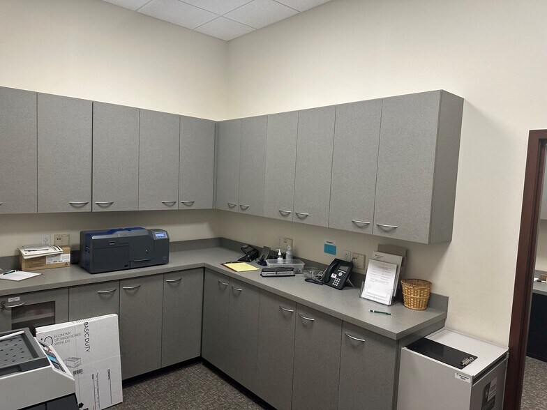 More Photos Of 1015 W Windsor Rd, Champaign Bank For Sale