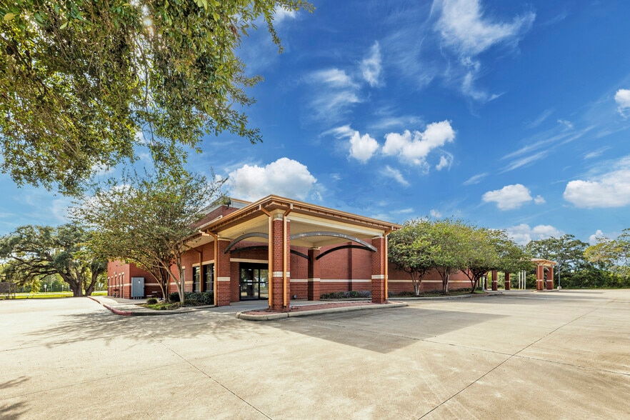 More Photos Of 2760 Brazos Pky, Angleton Medical For Sale