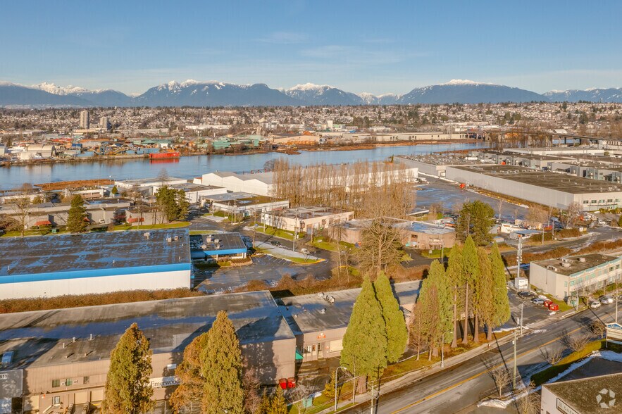 More Photos Of 2531 Vauxhall Pl, Richmond Warehouse For Lease