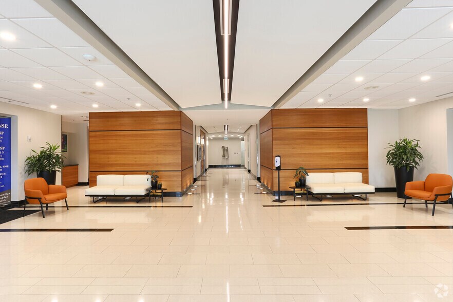 More Photos Of 200 E Broad St, Greenville Office For Lease