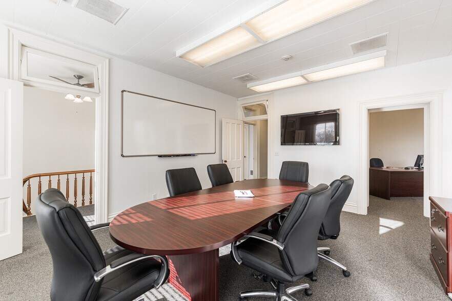 More Photos Of 223 E State St, Geneva Office For Sale