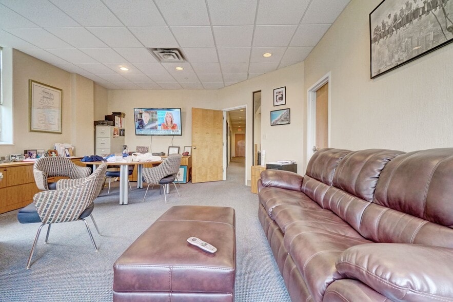 More Photos Of 51 Railroad Ave, Closter Warehouse For Sale