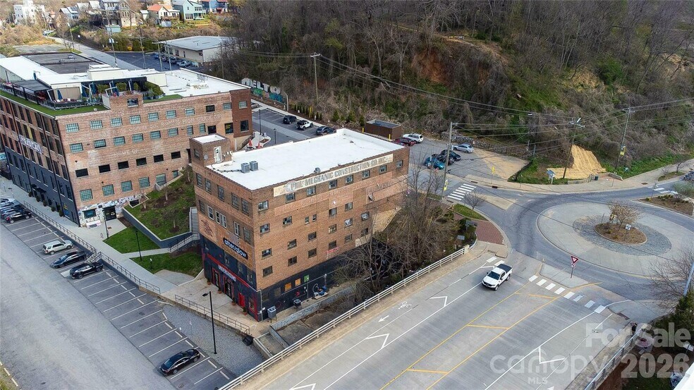 More Photos Of 109 Roberts St, Asheville General Retail For Sale