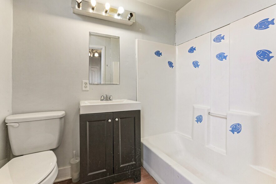 More Photos Of 1468 N Claiborne Ave, New Orleans Office Residential For Sale