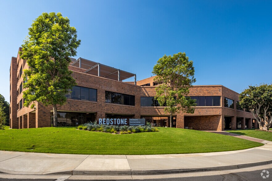 Primary Photo Of 4041 MacArthur Blvd, Newport Beach Coworking Space