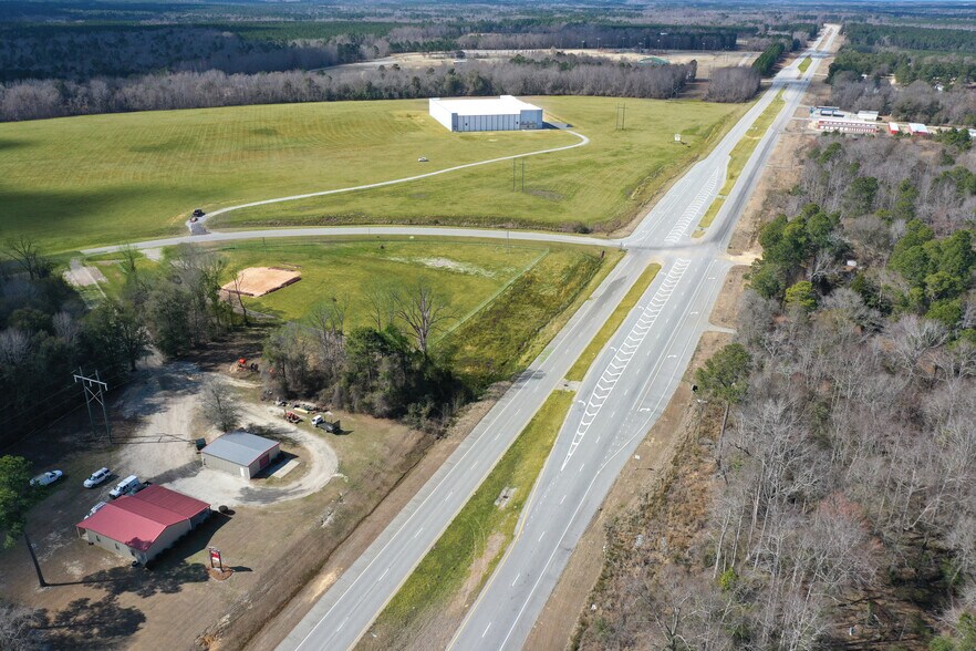 More Photos Of 701 Industrial Park Rd, Sylvania Warehouse For Sale