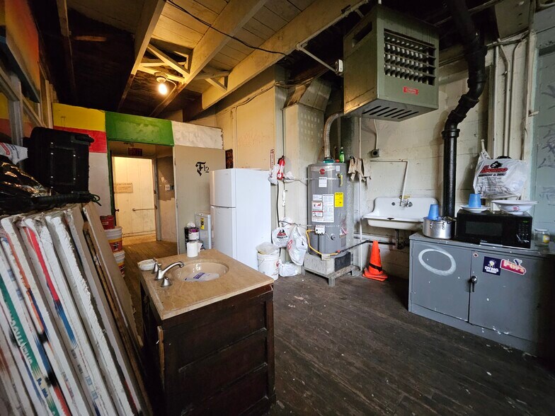 More Photos Of 380 Bayshore Blvd, San Francisco Service For Sale