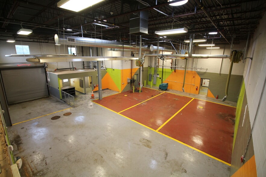 More Photos Of 925 N 8th St, Camden Warehouse For Lease