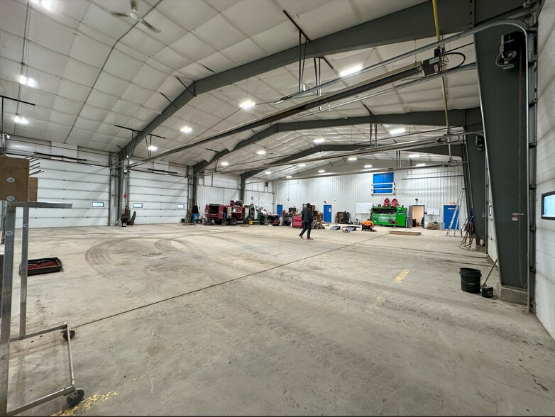 More Photos Of 1803 8 St, Nisku Warehouse For Sale