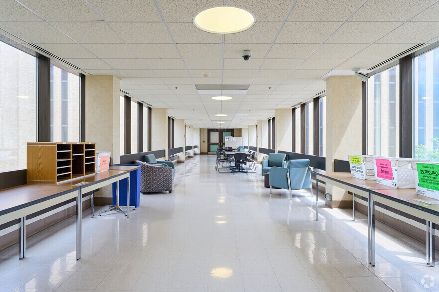 More Photos Of 150 Verona St, Rochester Office For Sale